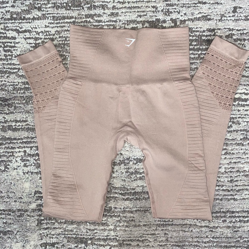 GYMSHARK ‘NUDE’ SEAMLESS LEGGING